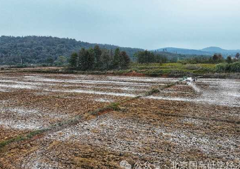 �����أ����˻�����ʯ�ҡ� Ϊ���ء����ơ�